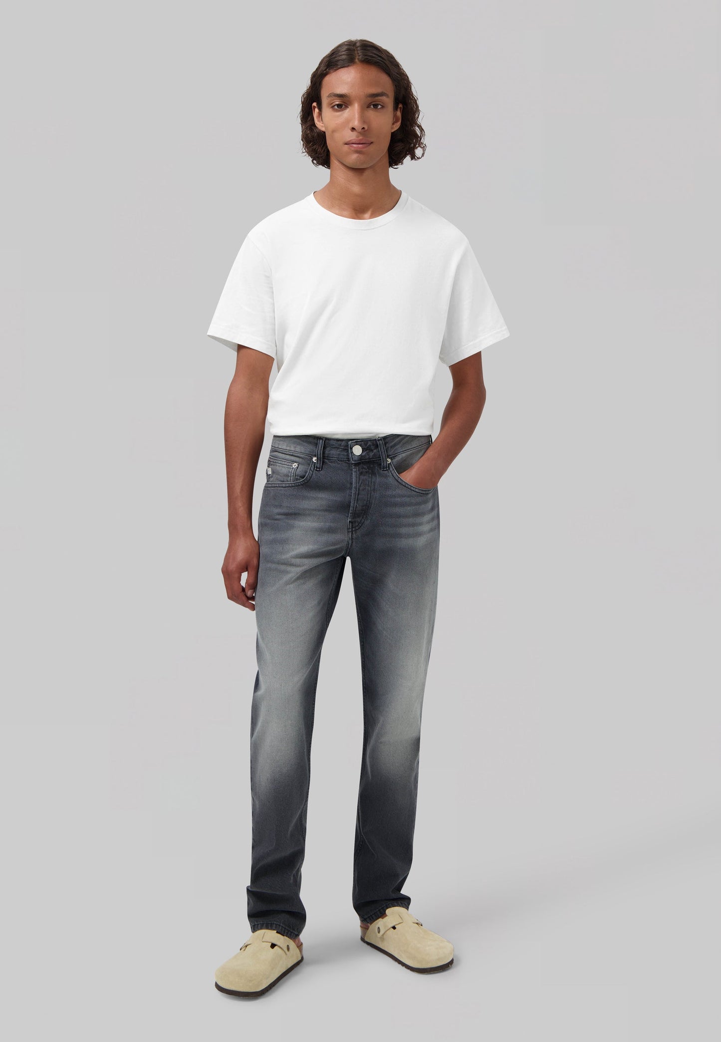 Extra Easy - Worn Black