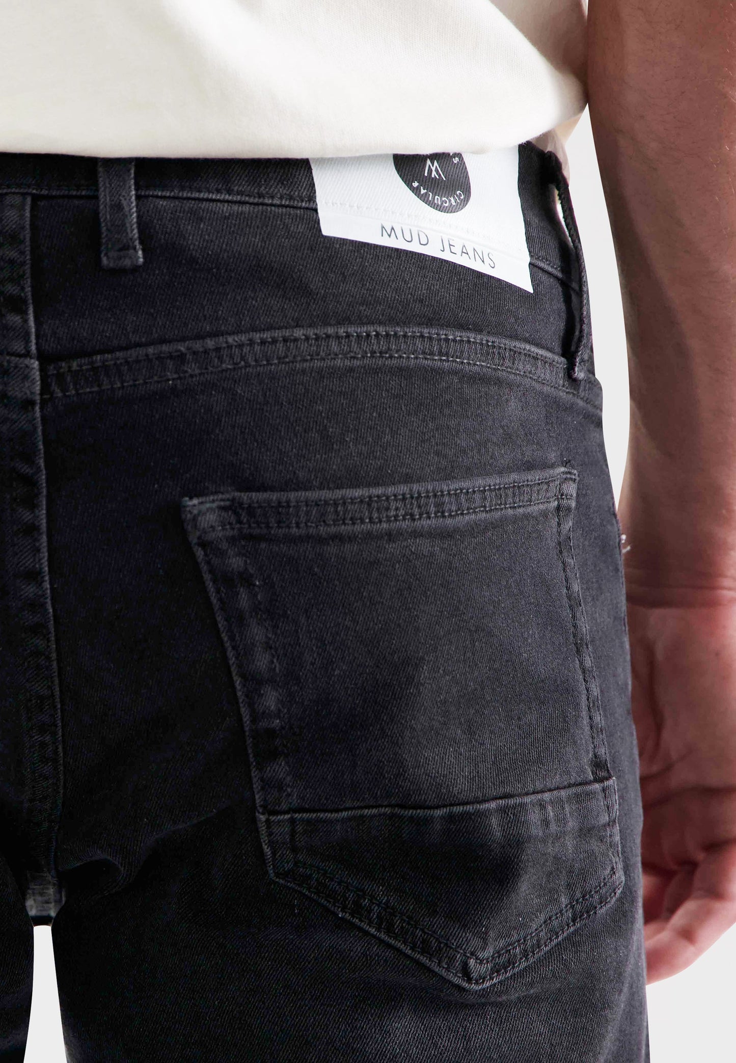 Daily Dunn - Worn Black