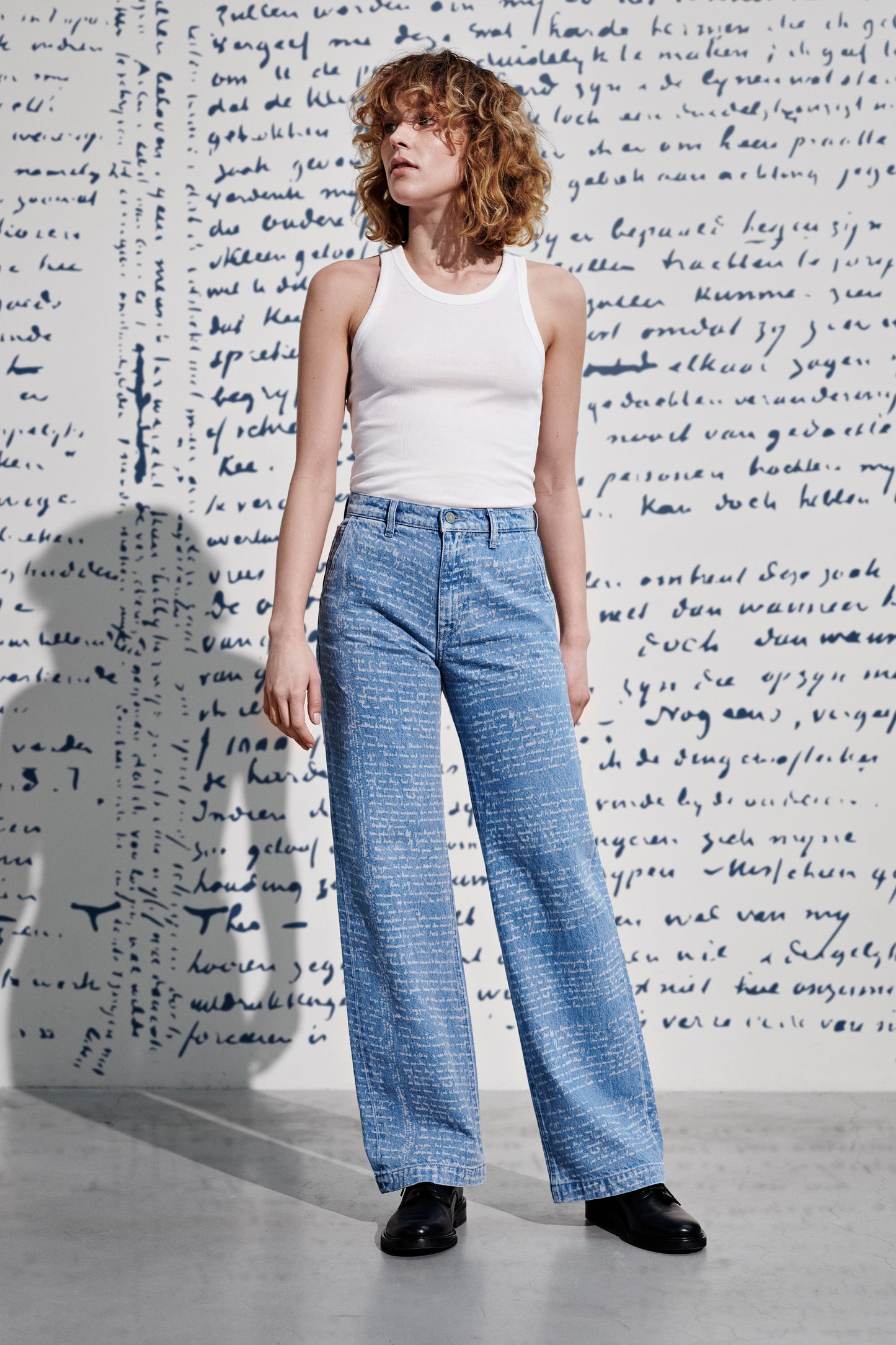 Van Wilma - Letter Blue