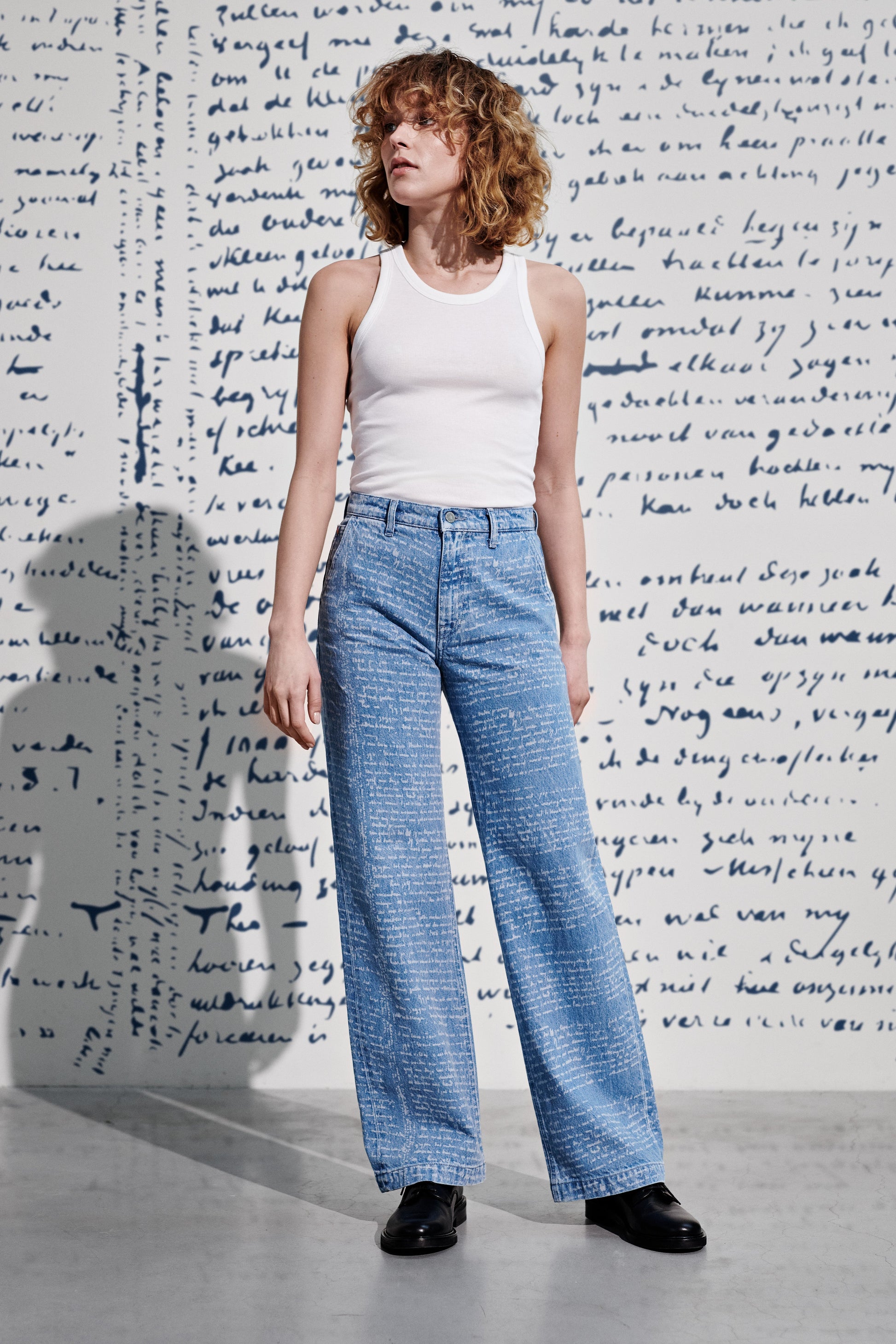 Van Wilma - Letter Blue