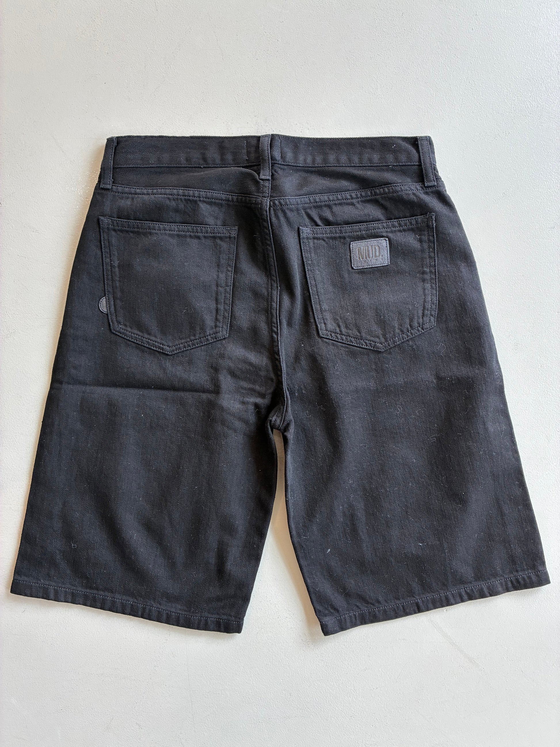 Suzy Mid Short - BlackDip
