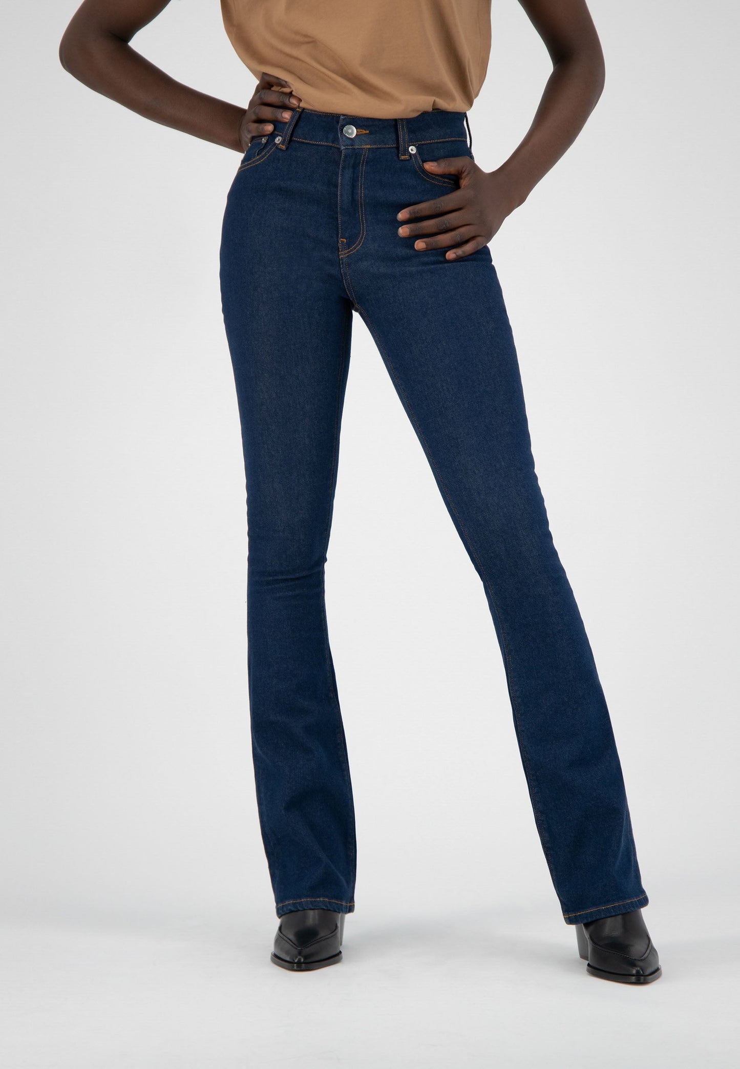 Flared Hazen - Strong Blue