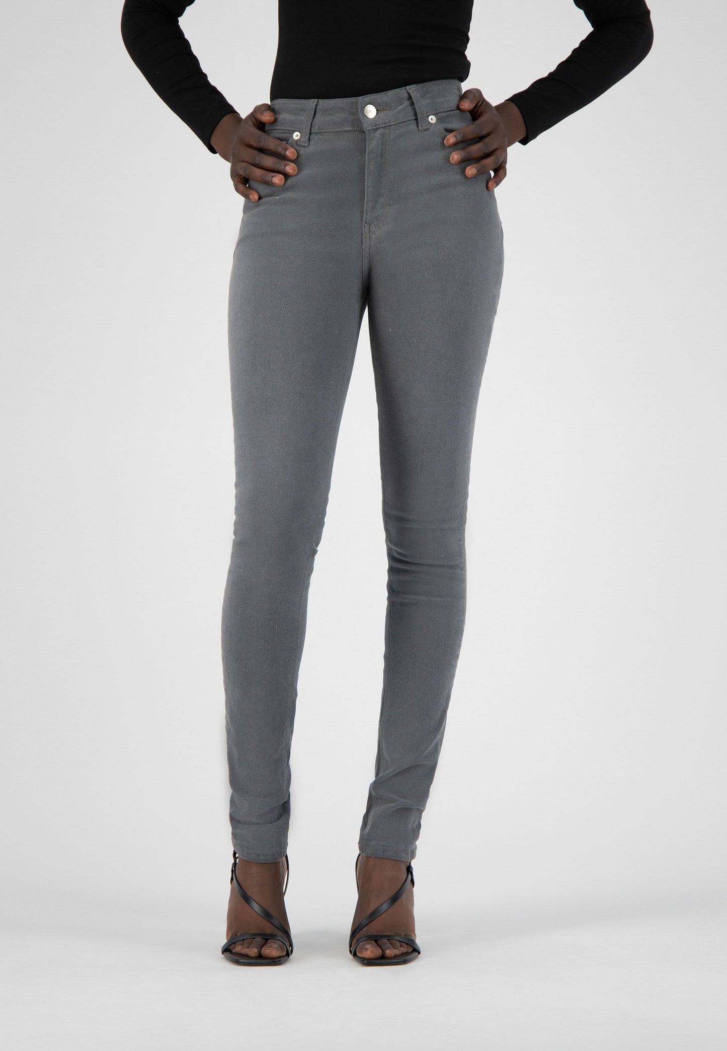 Skinny Hazen  -  O3 Grey