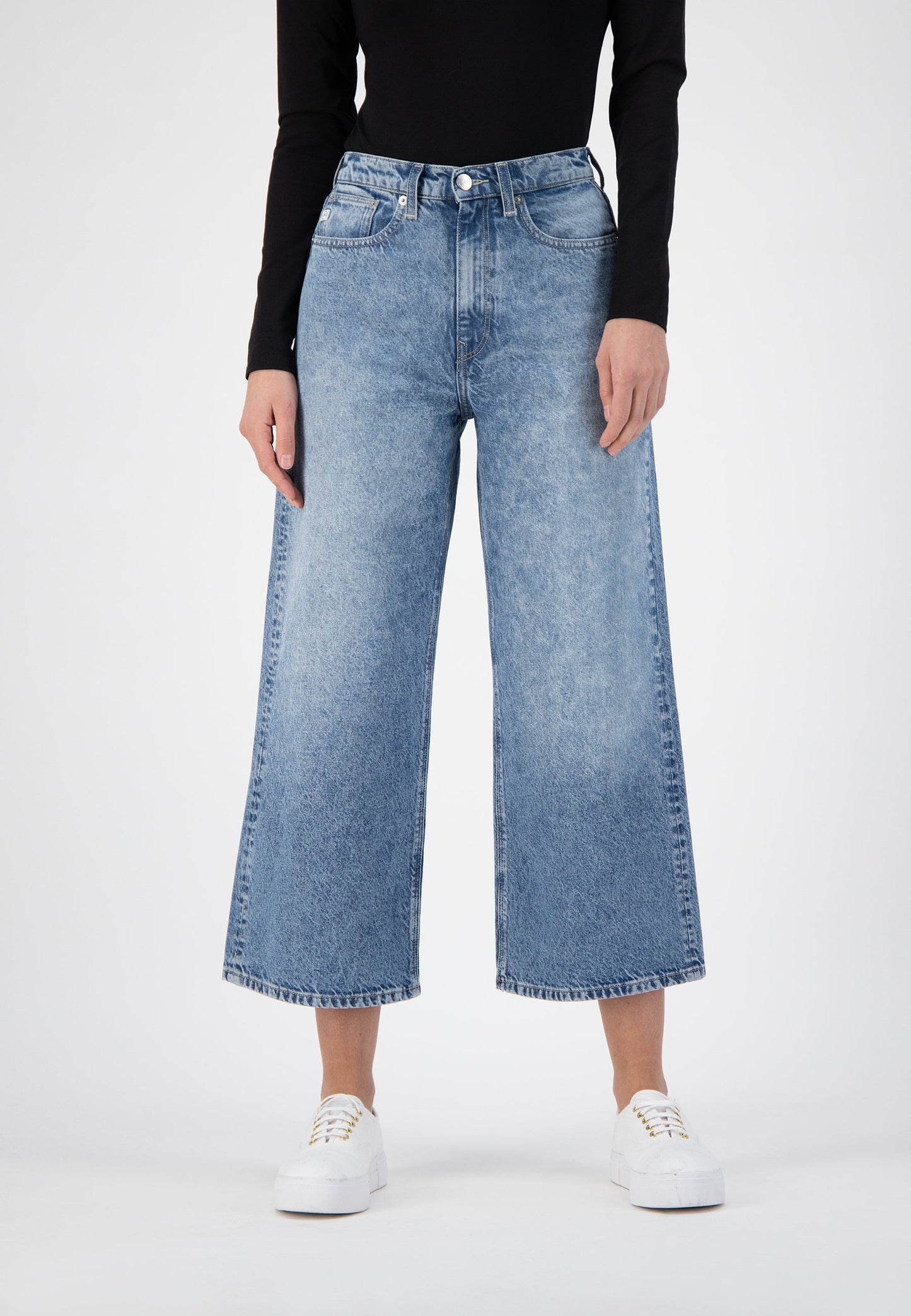 Wyde Sara Cropped - Stone Breeze