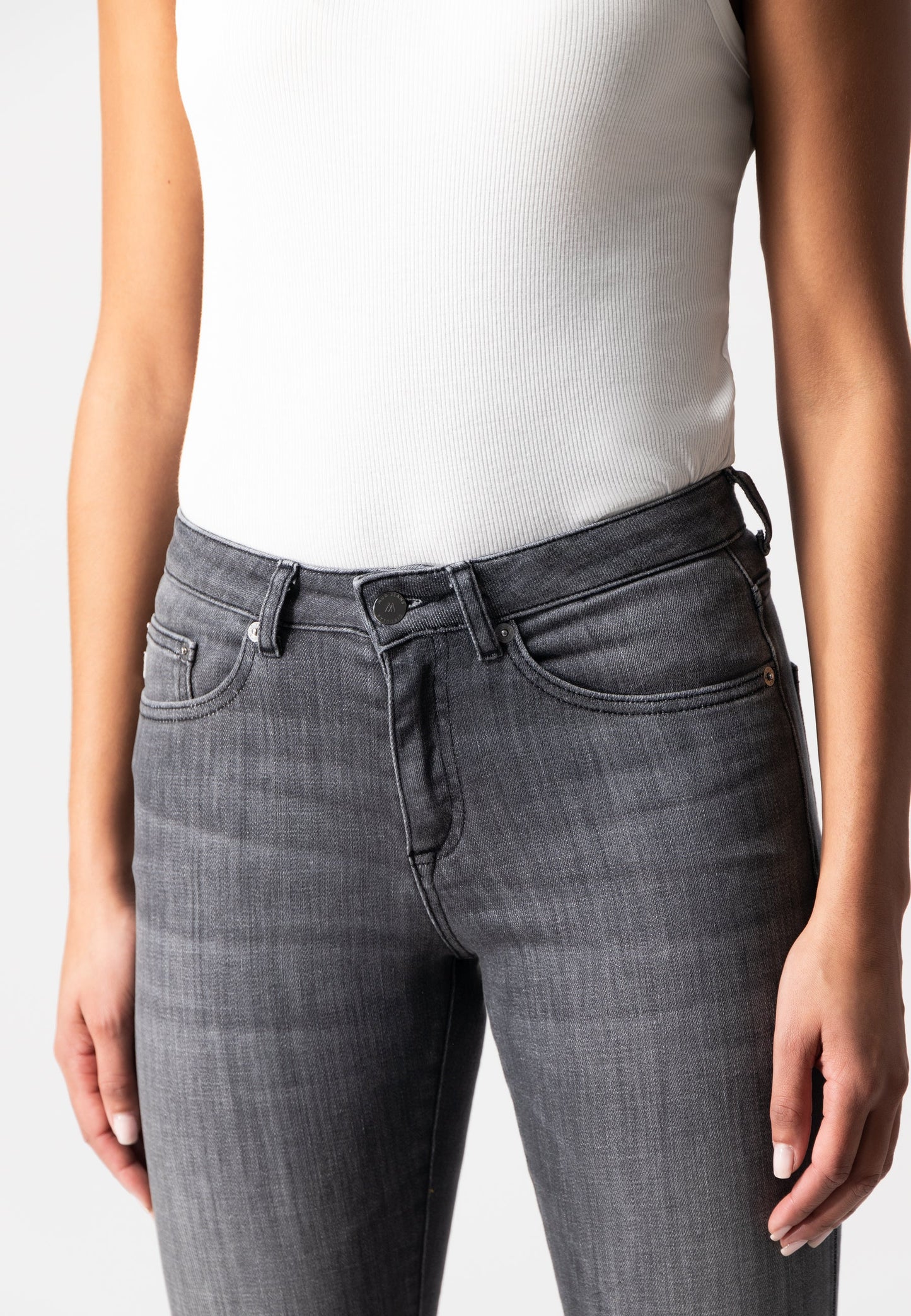 Faye Straight - Authentic Black