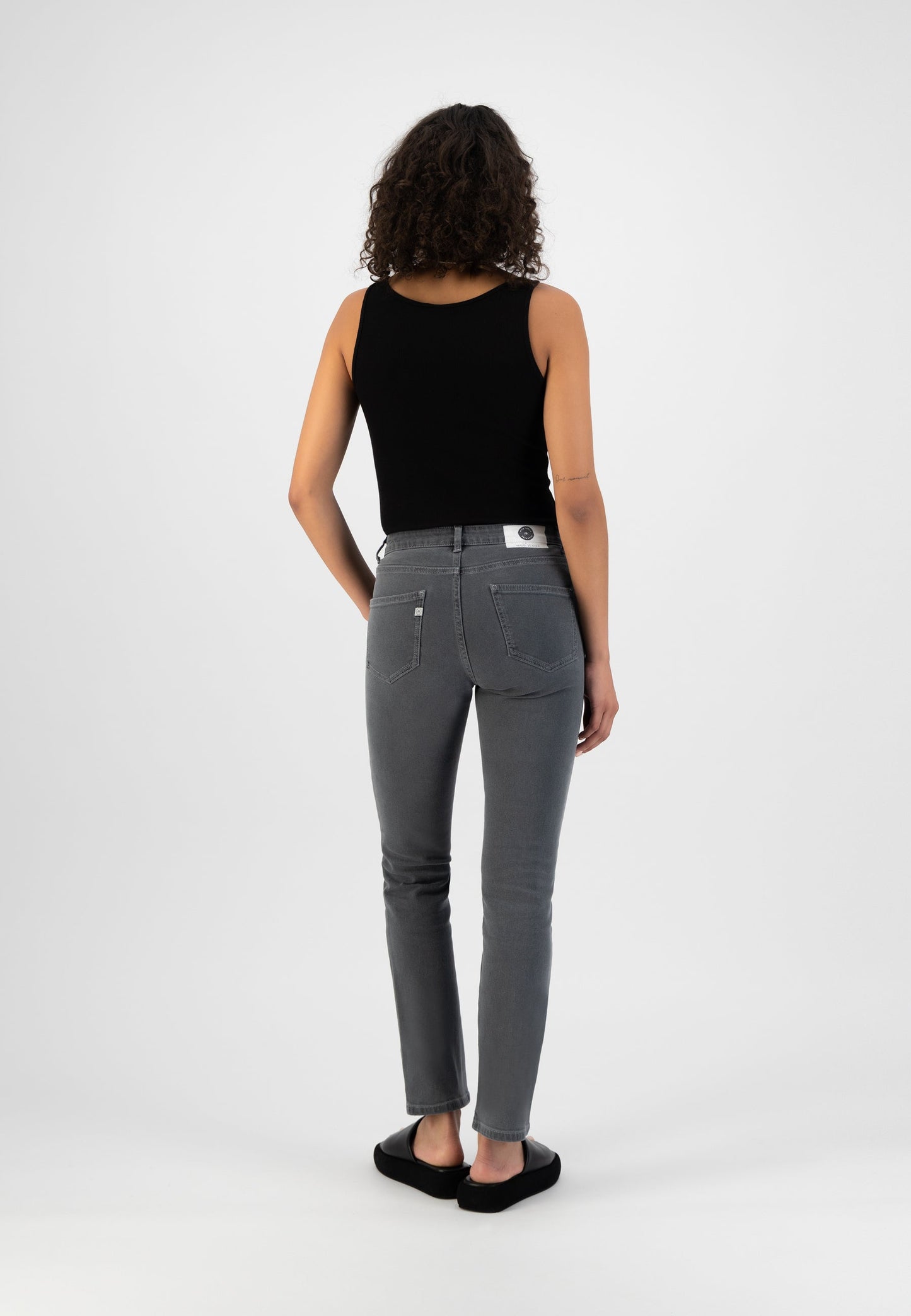 Faye Straight - O3 Grey