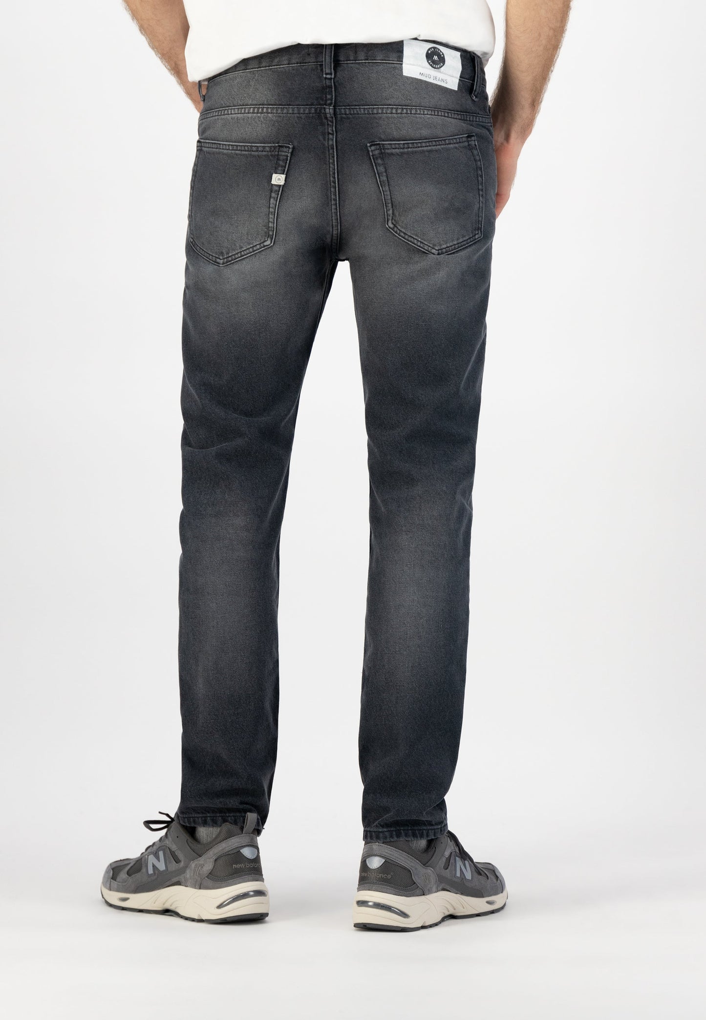 Extra Easy - Worn Black