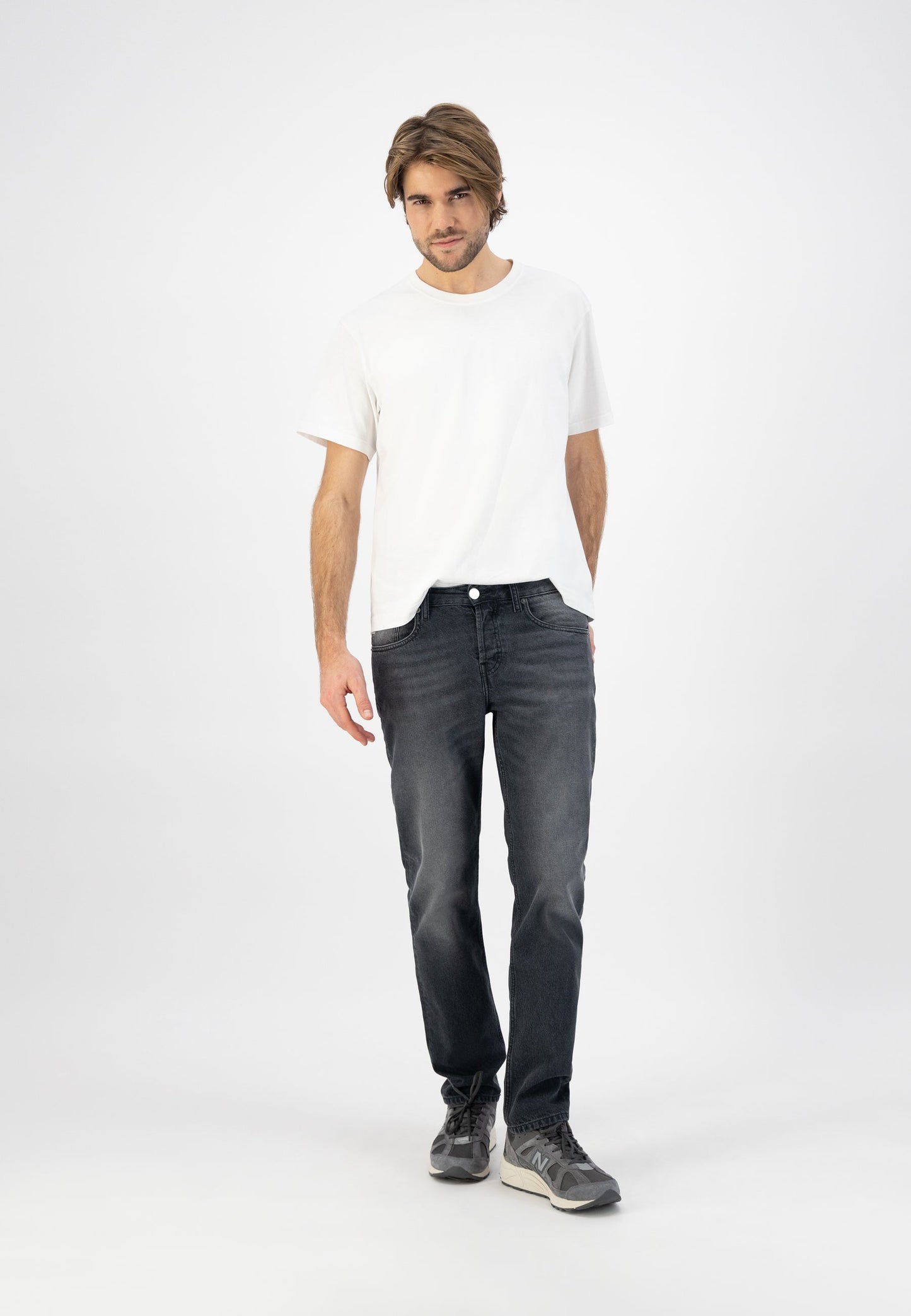 Extra Easy - Worn Black