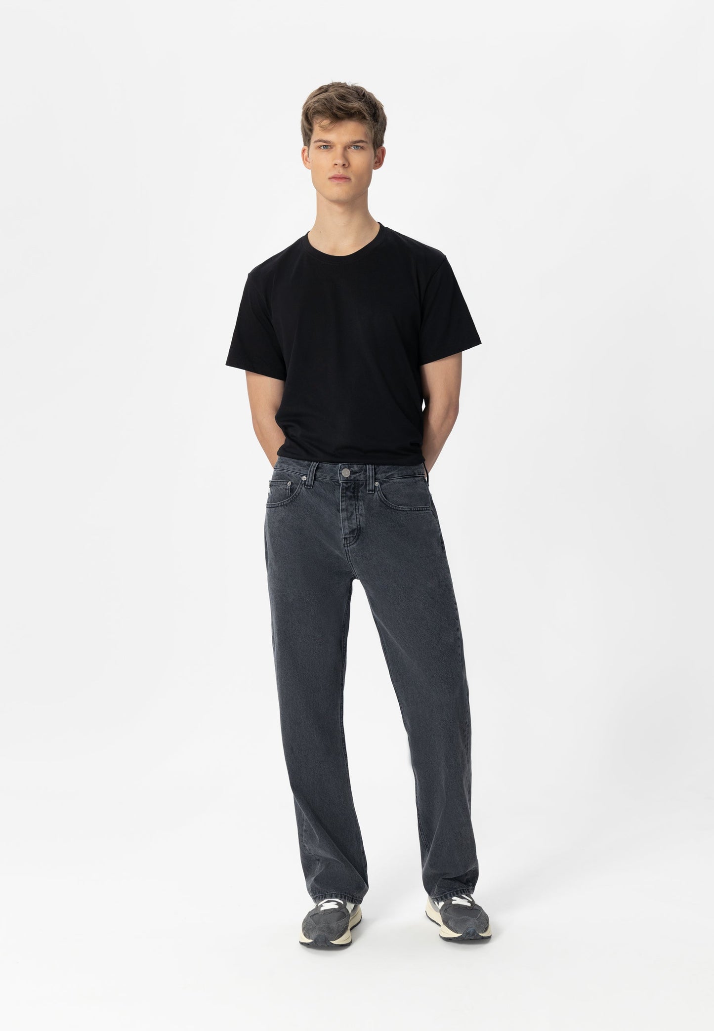 Loose James - Used Black