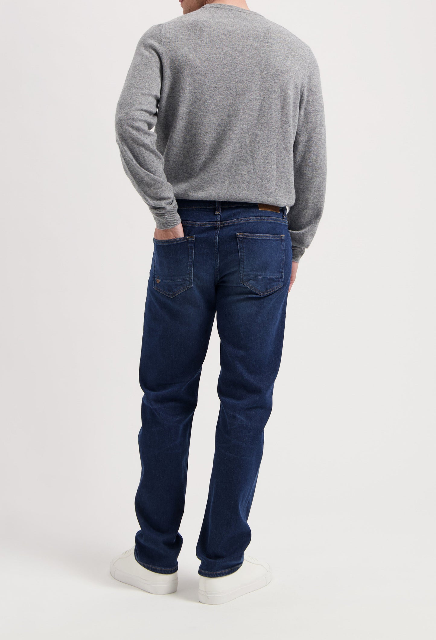 Bryce Mid Straight - Medium Dark
