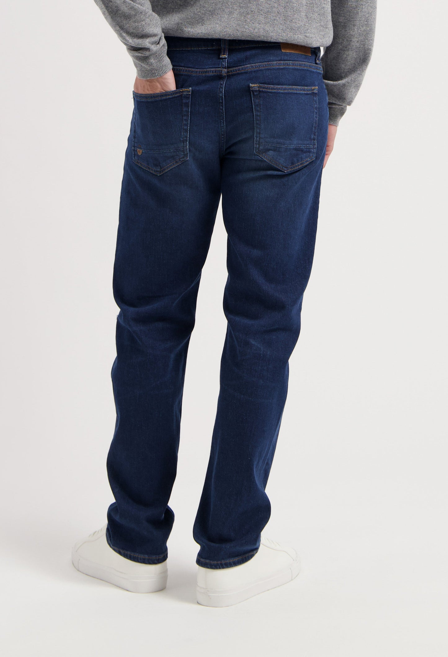 Bryce Mid Straight - Medium Dark