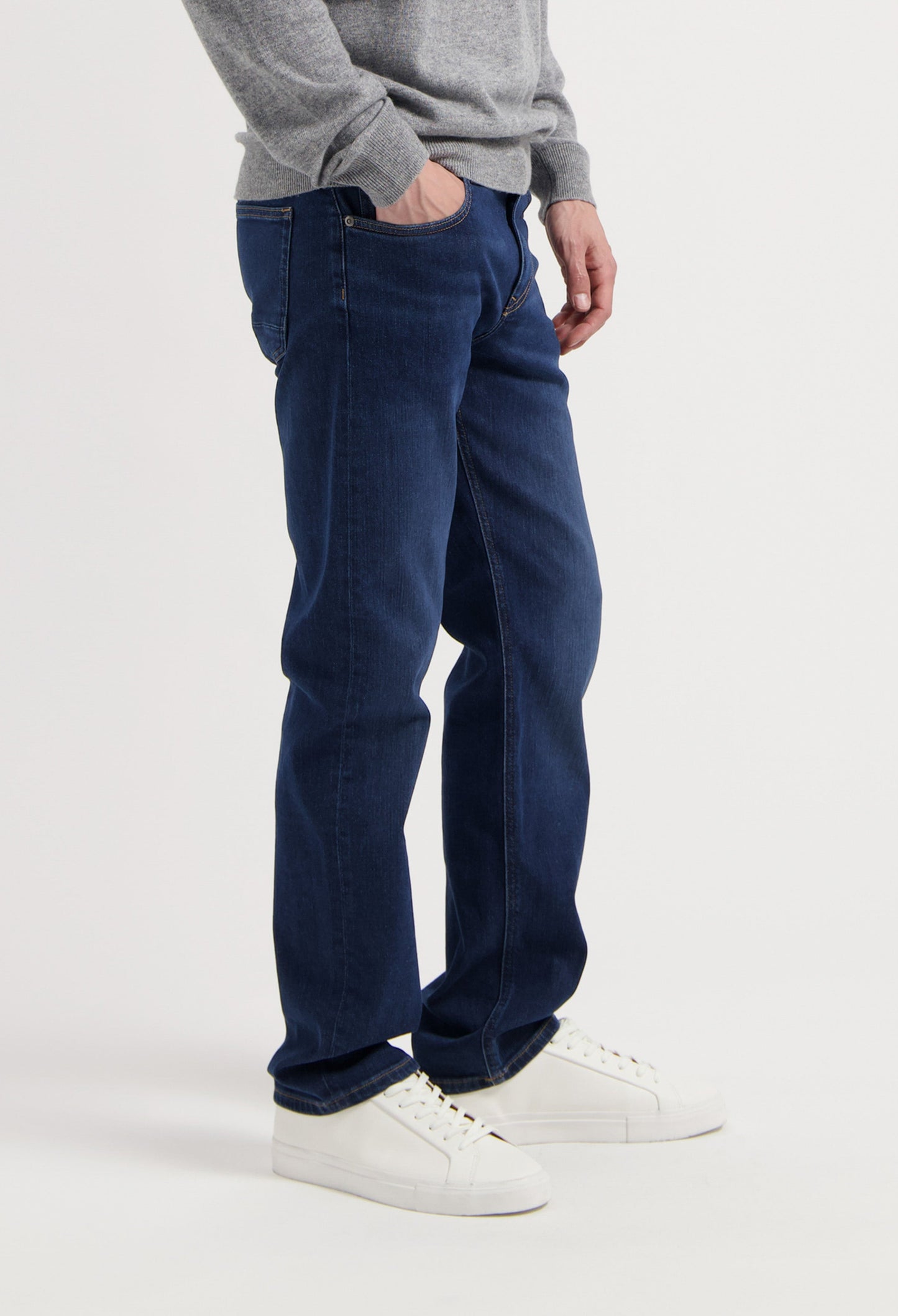 Bryce Mid Straight - Medium Dark