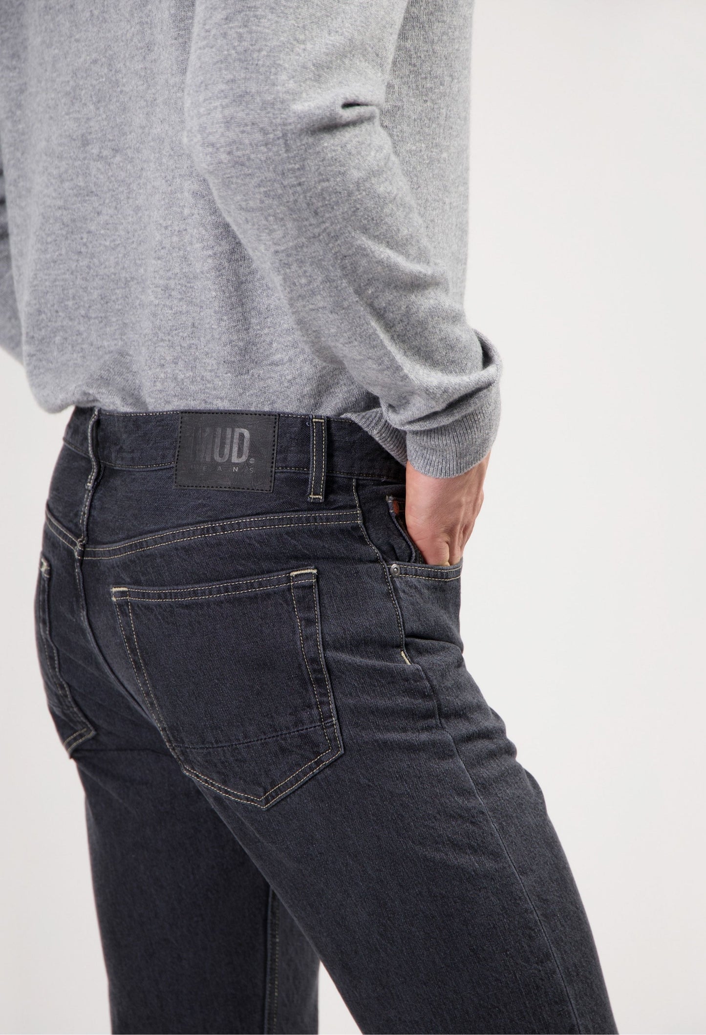 John Mid Straight - Medium Black
