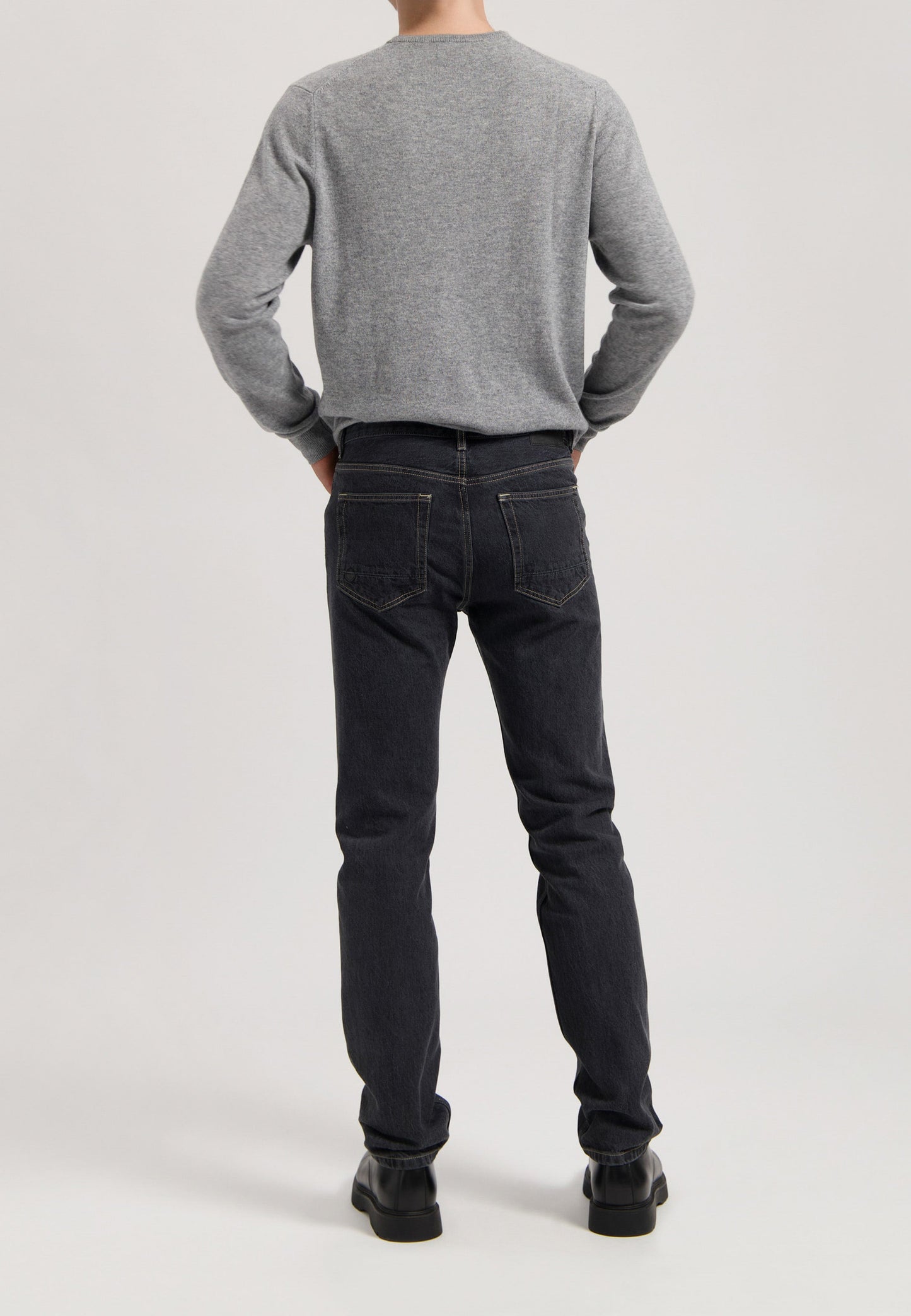 John Mid Straight - Medium Black