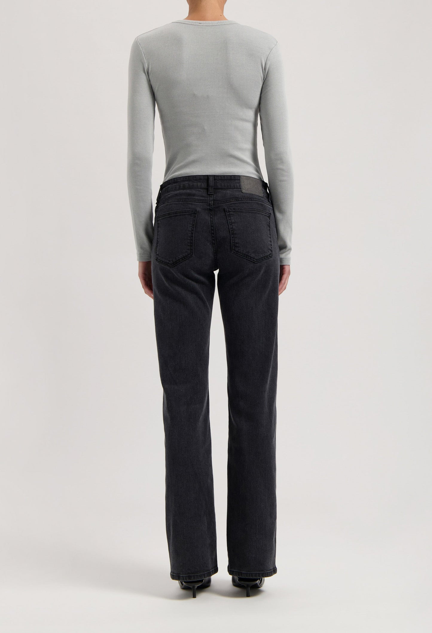 Carry Mid Straight - Black Vintage