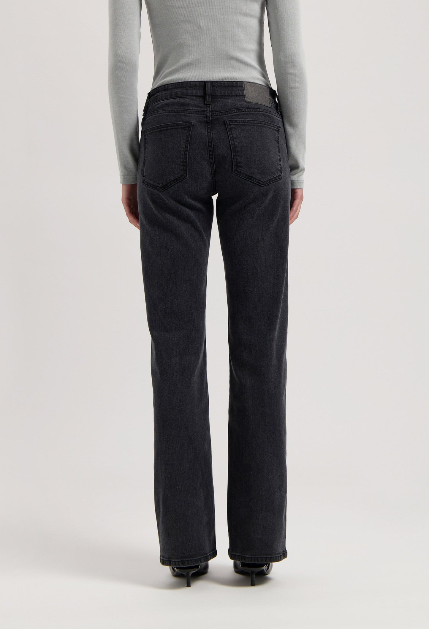 Carry Mid Straight - Black Vintage