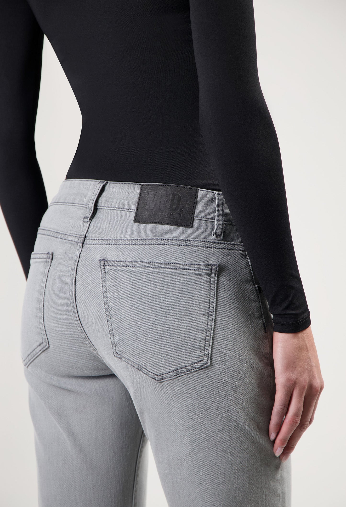 Carry Mid Straight - Light Grey