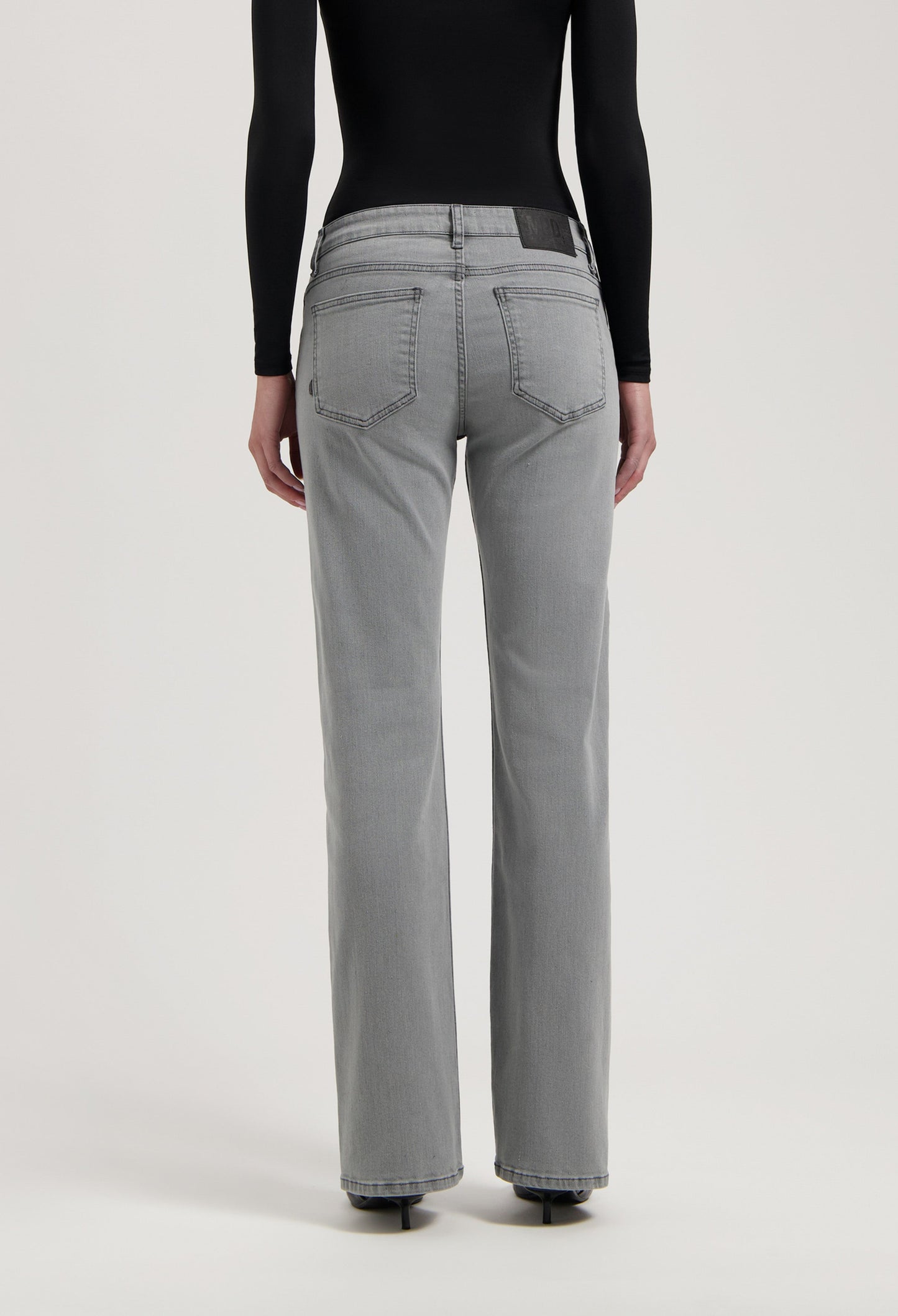 Carry Mid Straight - Light Grey