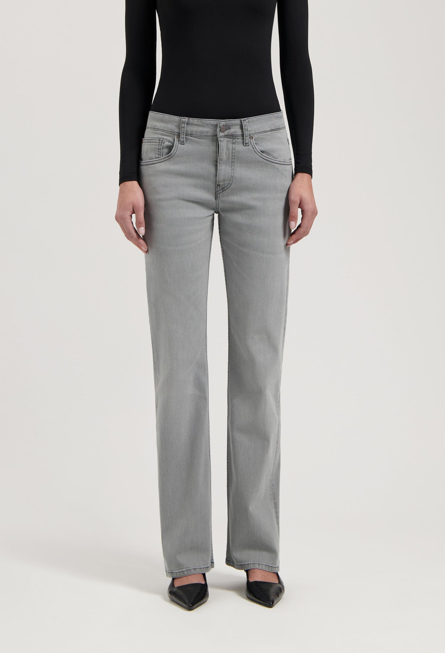 Carry Mid Straight - Light Grey
