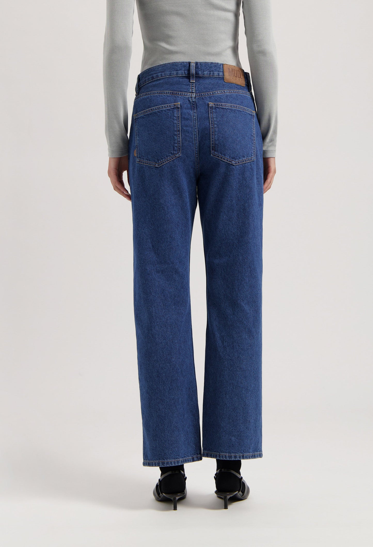 Emma Low Loose - Medium Stone