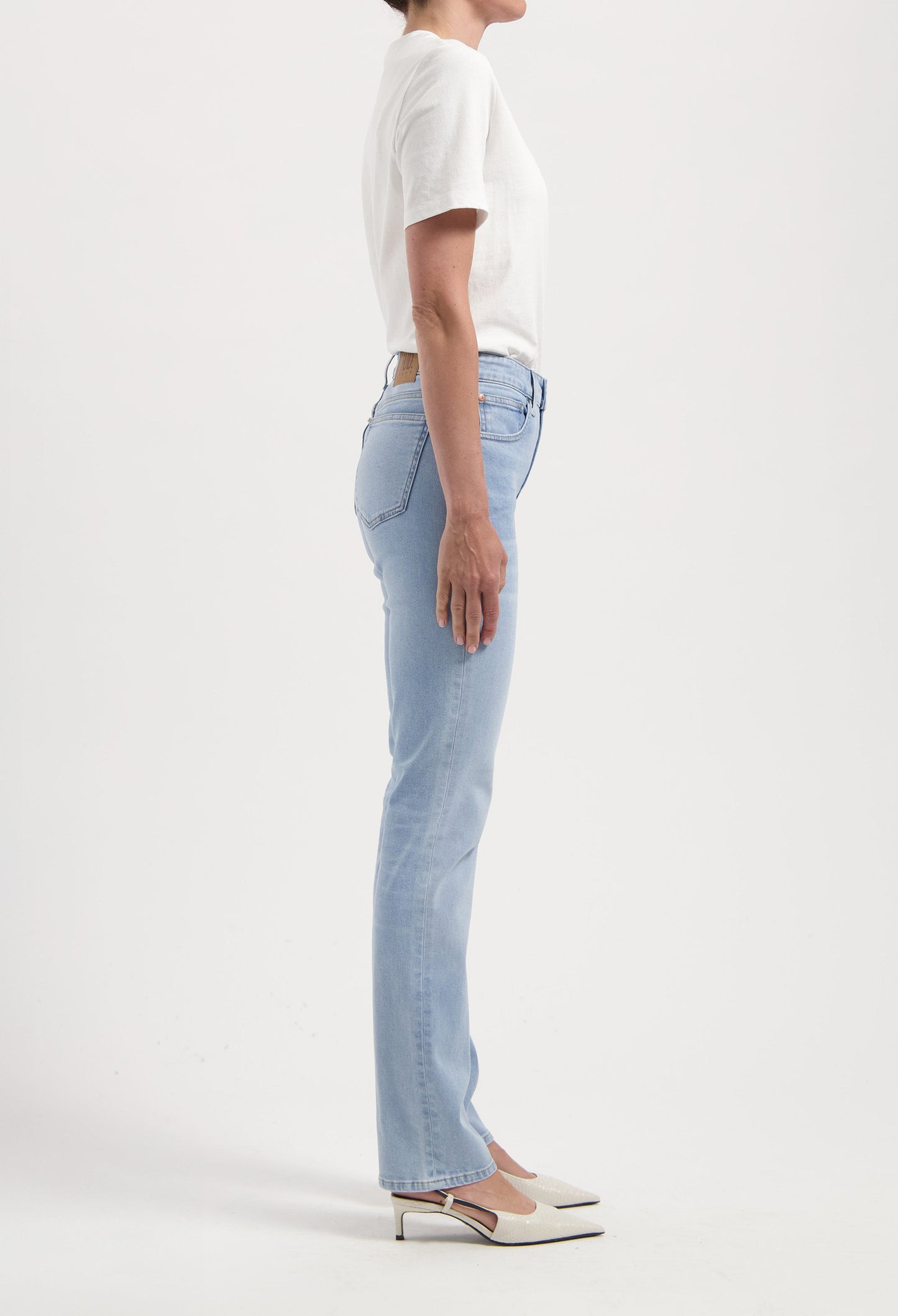 Logan High Slim - Light Aged