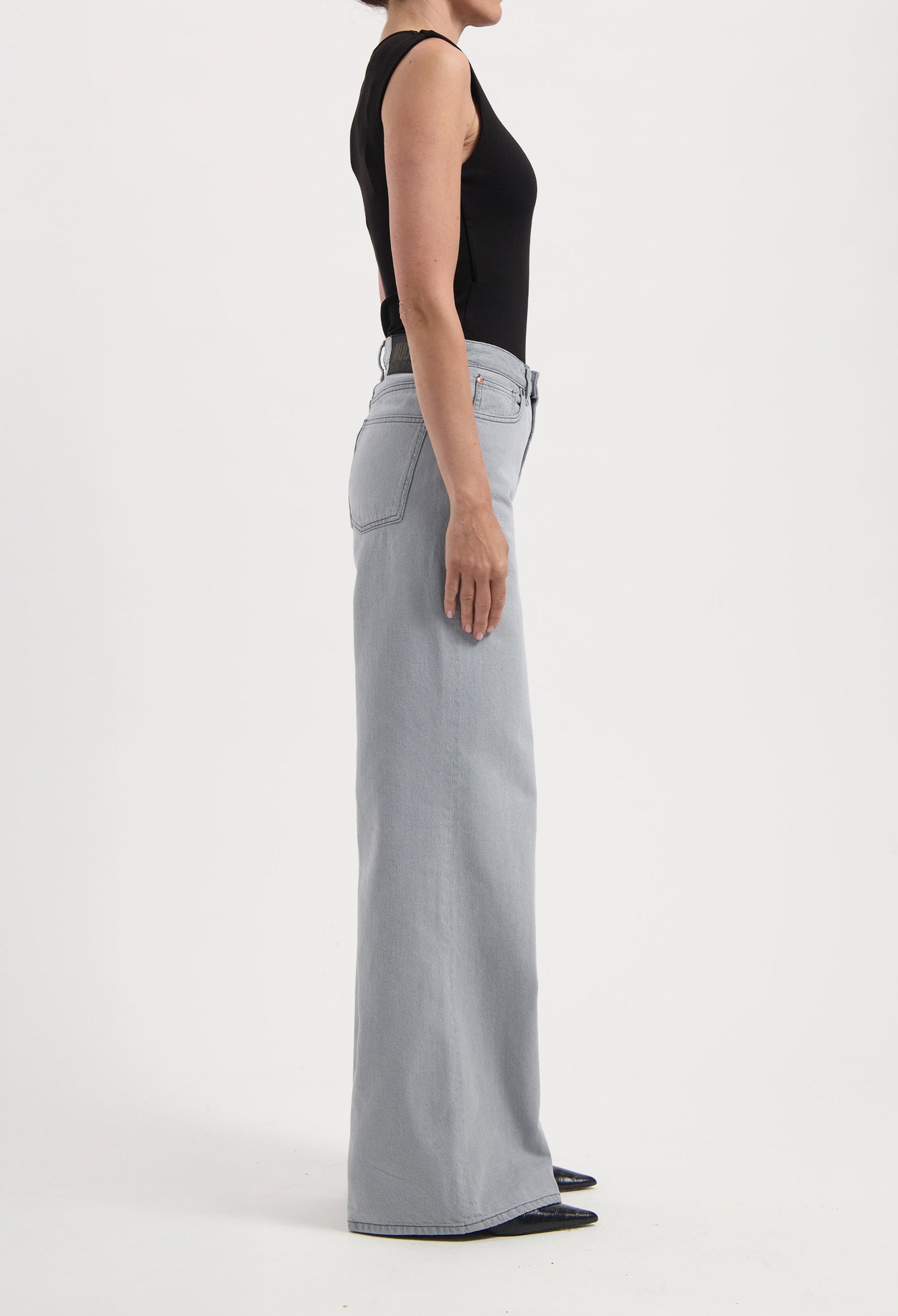 Sara High Loose - Light Grey